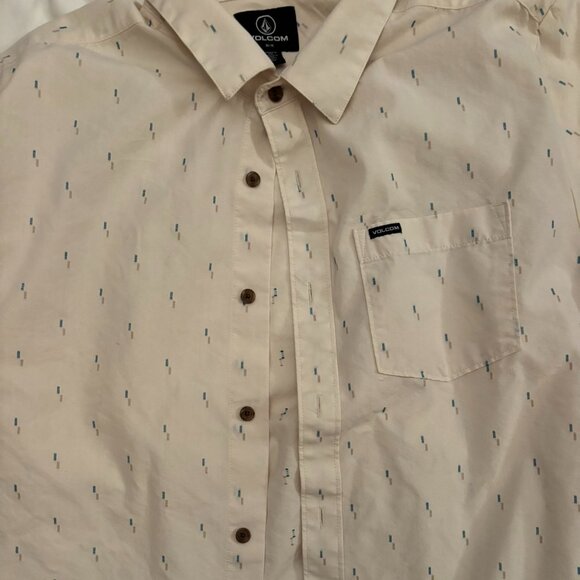 Volcom Men’s Short Sleeved, Button Down Shirt, Cream, Size Medium - Picture 8 of 8